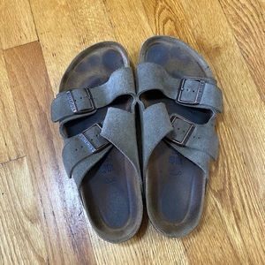 Arizona suede Birkenstocks